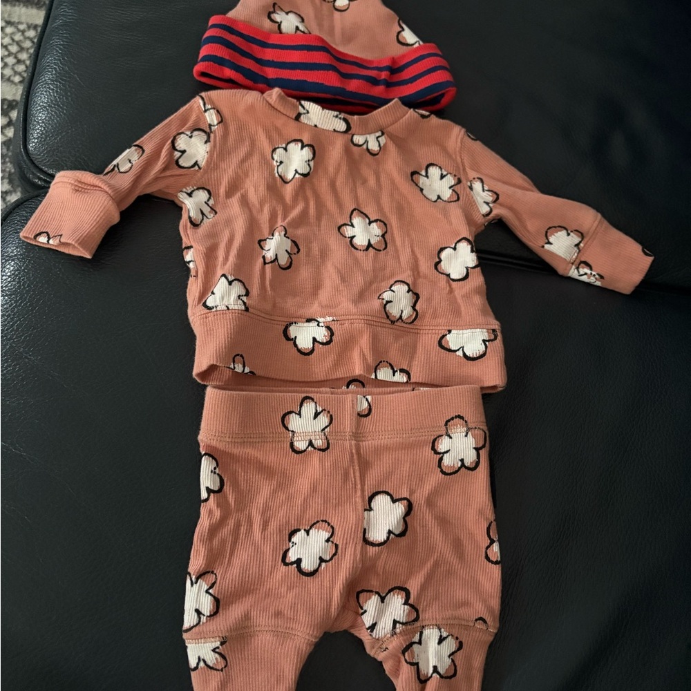 Burberry Peach Floral Baby Set